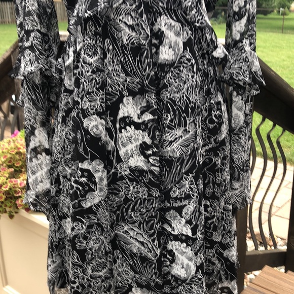DVF DIANE VON FUERSTENBERG Dress Designer Black White Floral 10 Medium Viscose - Picture 4 of 9